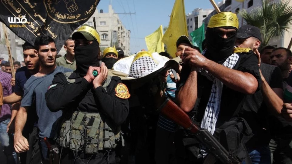 Λωρίδα της Γάζας: Χιλιάδες άνθρωποι στις κηδείες των επτά Παλαιστινίων